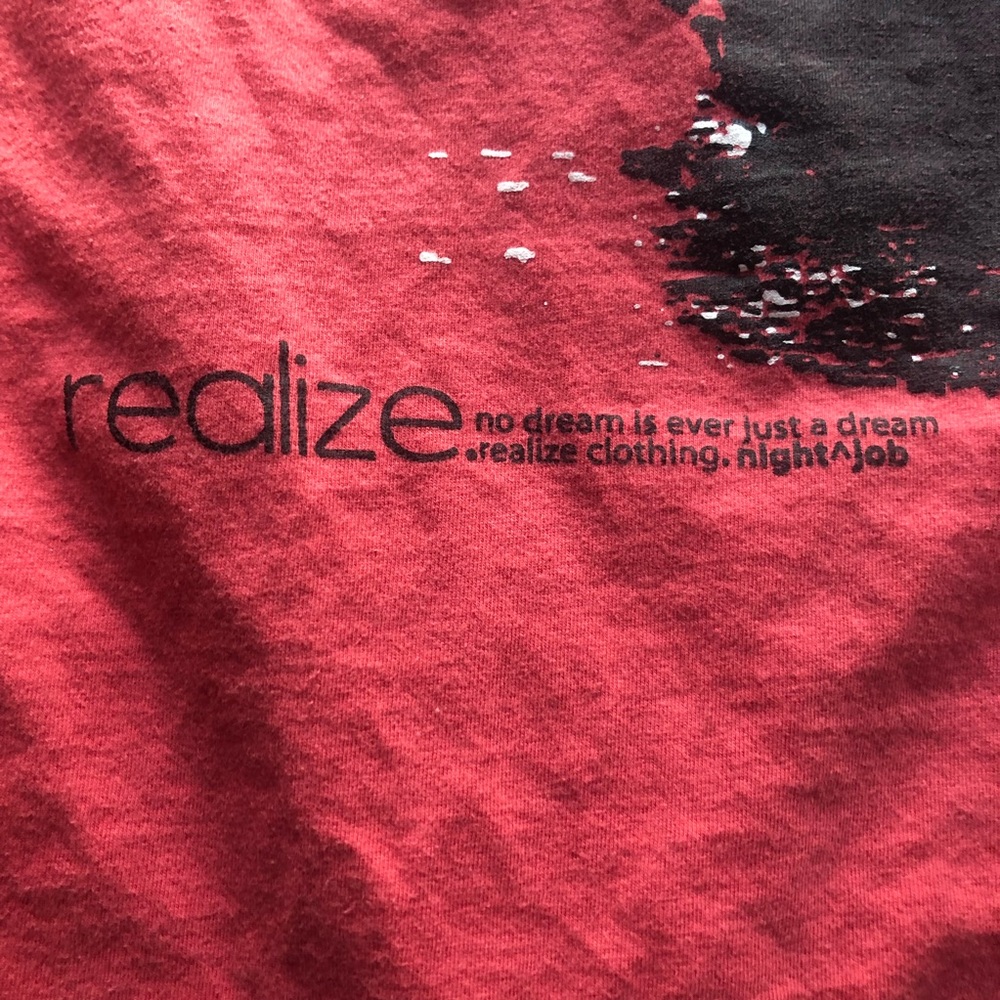 Random shirt - Picture 2 of 2
